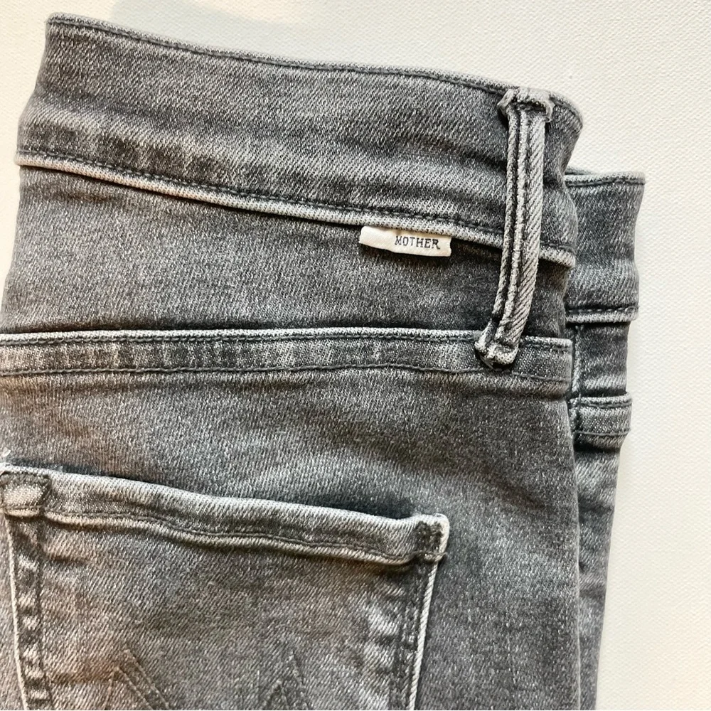 MOTHER Mid Rise Dazzler Ankle Jeans in The Night is Watching Size 27 - Picture 5 of 9